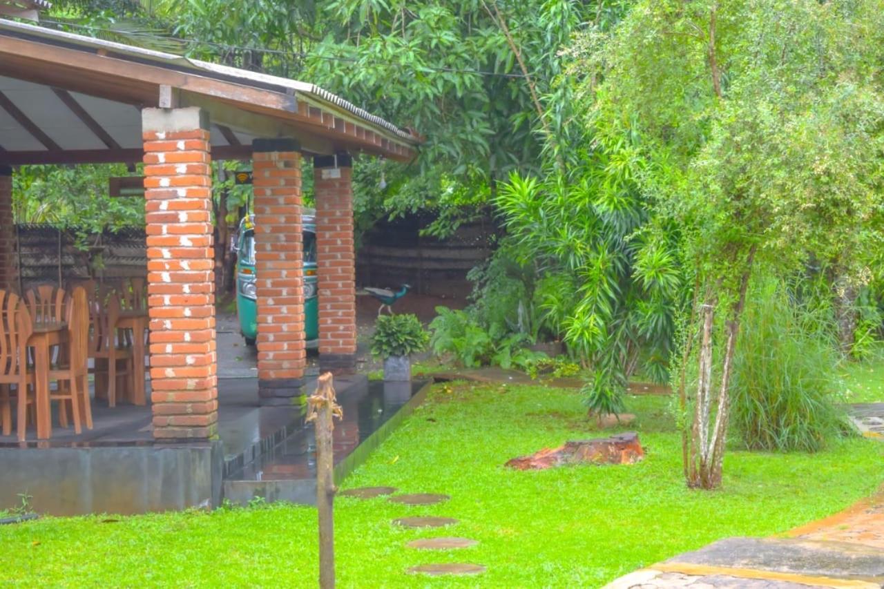 Green Cottage อนุราธปุระ ภายนอก รูปภาพ