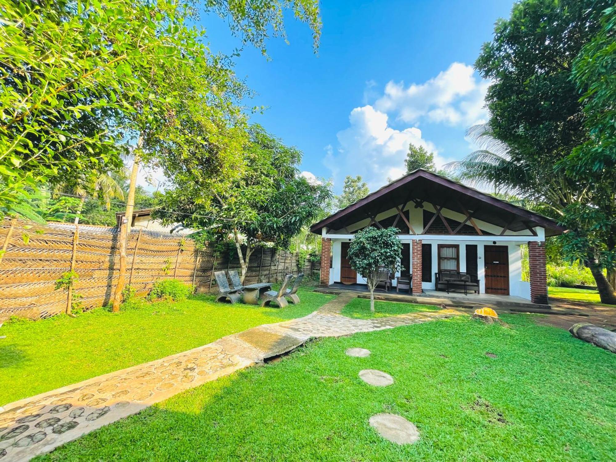 Green Cottage อนุราธปุระ ภายนอก รูปภาพ